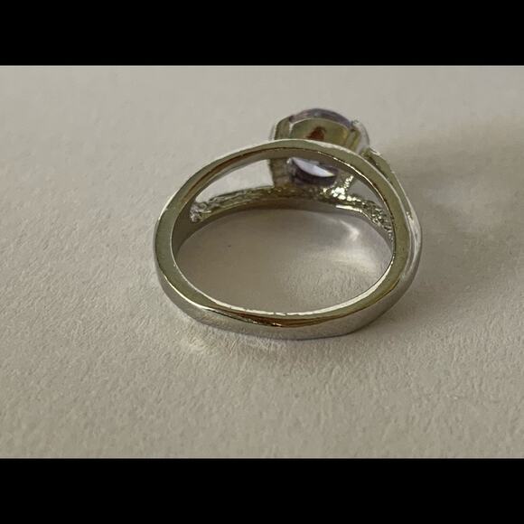 Amethyst Solitaire Light Purple Silver Ring Size 6 NEW - Picture 4 of 6